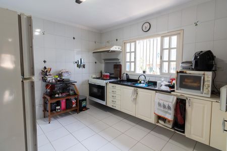 Casa à venda com 125m², 3 quartos e 3 vagas Casa à venda com 125m², 3 quartos e 3 vagasCozinha