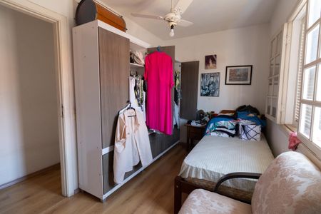 Casa à venda com 125m², 3 quartos e 3 vagas Casa à venda com 125m², 3 quartos e 3 vagasQuarto 2 - Suíte