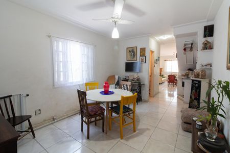 Casa à venda com 125m², 3 quartos e 3 vagas Casa à venda com 125m², 3 quartos e 3 vagasSala de Jantar