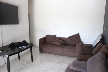 Casa para alugar com 100m², 1 quarto e 1 vagaSala