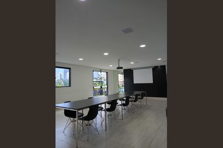 Apartamento para alugar com 47m², 2 quartos e 1 vaga Apartamento para alugar com 47m², 2 quartos e 1 vagaÁrea comum - Salão de festas