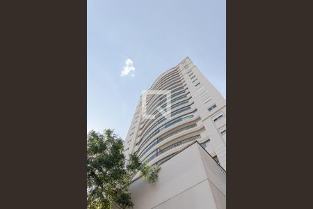 Apartamento à venda com 103m², 3 quartos e 2 vagasFachada