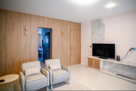 Apartamento à venda com 103m², 3 quartos e 2 vagasSala