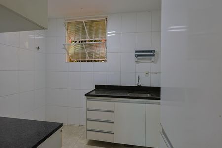 Apartamento à venda com 70m², 3 quartos e 2 vagas Apartamento à venda com 70m², 3 quartos e 2 vagasCozinha
