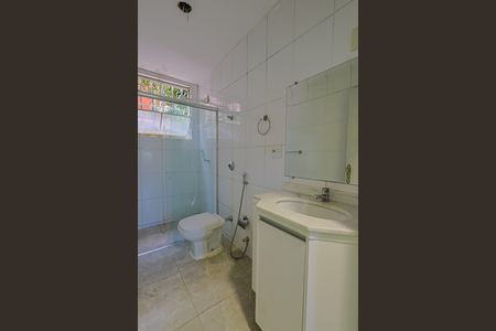 Apartamento à venda com 70m², 3 quartos e 2 vagas Apartamento à venda com 70m², 3 quartos e 2 vagasBanheiro