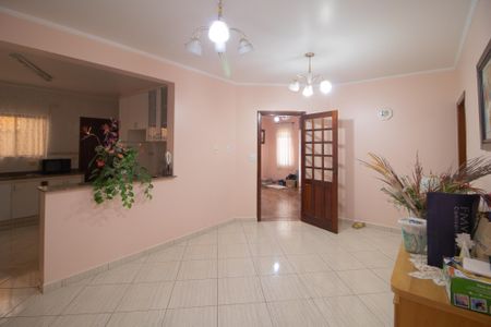 Casa à venda com 155m², 3 quartos e 2 vagasSala 2