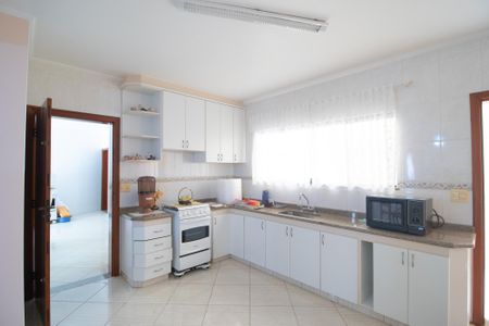 Casa à venda com 155m², 3 quartos e 2 vagasCozinha - Armários