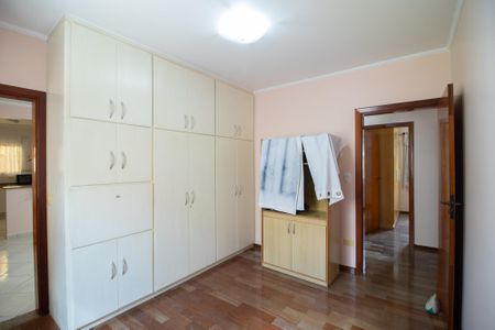 Casa à venda com 155m², 3 quartos e 2 vagasQuarto 1