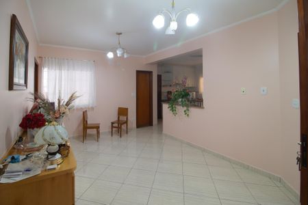 Casa à venda com 155m², 3 quartos e 2 vagasSala 2