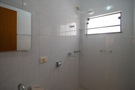 Casa à venda com 155m², 3 quartos e 2 vagasBanheiro 4