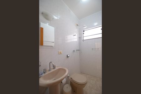 Casa à venda com 155m², 3 quartos e 2 vagasBanheiro 4