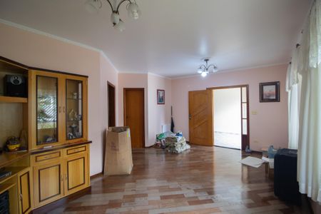 Casa à venda com 155m², 3 quartos e 2 vagasSala