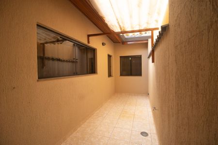 Casa à venda com 155m², 3 quartos e 2 vagasVaranda