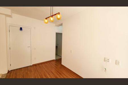 Apartamento para alugar com 47m², 2 quartos e 1 vaga Apartamento para alugar com 47m², 2 quartos e 1 vagaSala/Cozinha