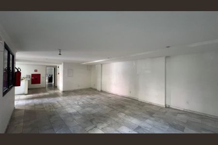 Apartamento à venda com 36m², 1 quarto e 1 vaga Apartamento à venda com 36m², 1 quarto e 1 vagaÁrea comum