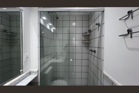 Apartamento à venda com 36m², 1 quarto e 1 vaga Apartamento à venda com 36m², 1 quarto e 1 vagaBanheiro da Suíte