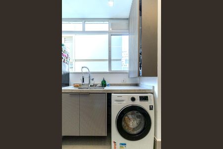 Apartamento à venda com 220m², 3 quartos e 2 vagasÁrea de Serviço