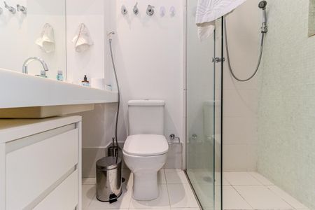 Apartamento à venda com 220m², 3 quartos e 2 vagasBanheiro da Suíte 3