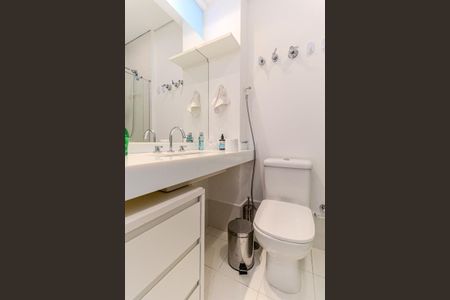 Apartamento à venda com 220m², 3 quartos e 2 vagasBanheiro da Suíte 3