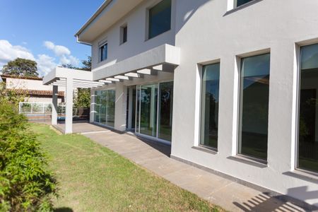 Casa de condomínio à venda com 329m², 4 quartos e 5 vagasjardin