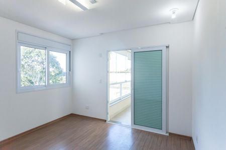 Casa de condomínio à venda com 329m², 4 quartos e 5 vagasSuíte 1