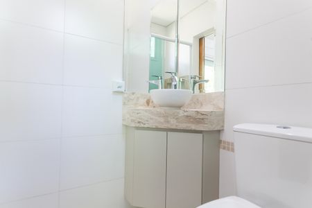 Casa de condomínio à venda com 329m², 4 quartos e 5 vagasBanheiro Suíte hospedes