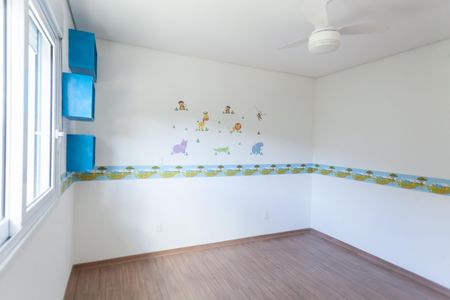 Casa de condomínio à venda com 329m², 4 quartos e 5 vagasSuíte 2