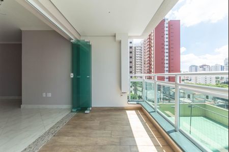 Apartamento à venda com 63m², 2 quartos e 1 vagaVaranda