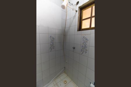 Casa de condomínio à venda com 310m², 4 quartos e 3 vagas Casa de condomínio à venda com 310m², 4 quartos e 3 vagasBanheiro de serviço