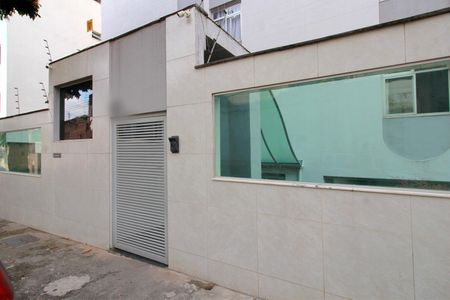 Apartamento à venda com 136m², 3 quartos e 1 vagaFachada