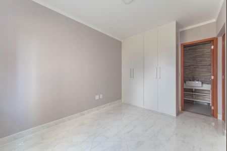 Apartamento à venda com 63m², 2 quartos e 1 vaga Apartamento à venda com 63m², 2 quartos e 1 vagaSuíte