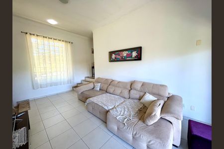 Casa de condomínio à venda com 460m², 4 quartos e 4 vagasSala de TV