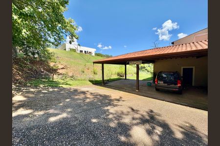 Casa de condomínio à venda com 460m², 4 quartos e 4 vagasQuintal-Garagem