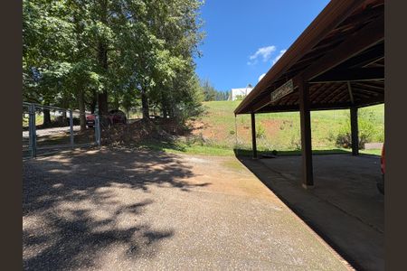 Casa de condomínio à venda com 460m², 4 quartos e 4 vagasQuintal-Garagem