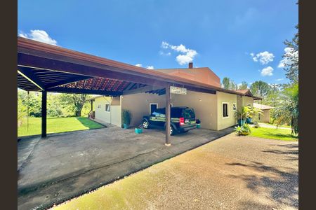 Casa de condomínio à venda com 460m², 4 quartos e 4 vagasQuintal-Garagem