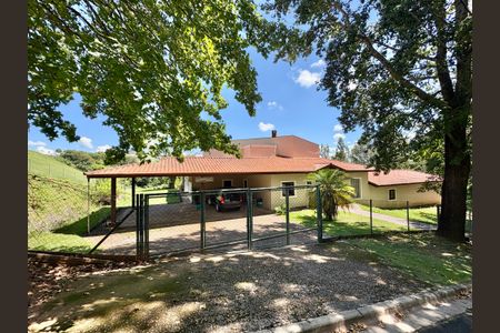 Casa de condomínio à venda com 460m², 4 quartos e 4 vagasFachada da Casa