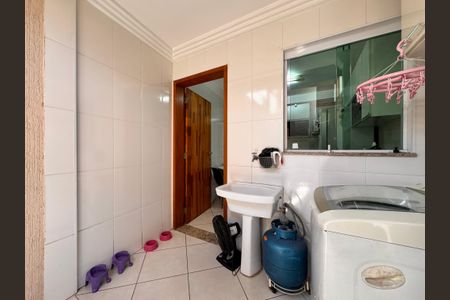 Casa à venda com 84m², 2 quartos e 2 vagas Casa à venda com 84m², 2 quartos e 2 vagasLavanderia