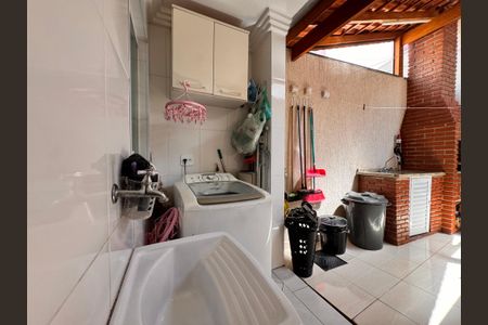 Casa à venda com 84m², 2 quartos e 2 vagas Casa à venda com 84m², 2 quartos e 2 vagasLavanderia