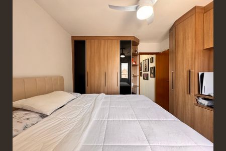 Casa à venda com 84m², 2 quartos e 2 vagas Casa à venda com 84m², 2 quartos e 2 vagasQuarto 1