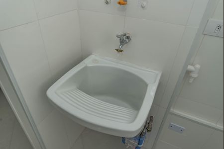 Apartamento à venda com 95m², 3 quartos e 2 vagas Apartamento à venda com 95m², 3 quartos e 2 vagasLavanderia