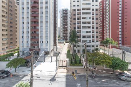 Apartamento à venda com 95m², 3 quartos e 2 vagas Apartamento à venda com 95m², 3 quartos e 2 vagasVaranda - Vista