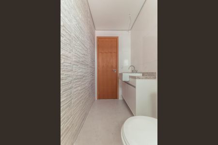 Apartamento à venda com 95m², 3 quartos e 2 vagas Apartamento à venda com 95m², 3 quartos e 2 vagasBanheiro Social