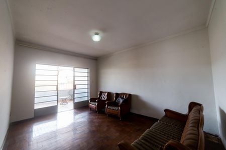 Casa para alugar com 290m², 3 quartos e 1 vagaSala