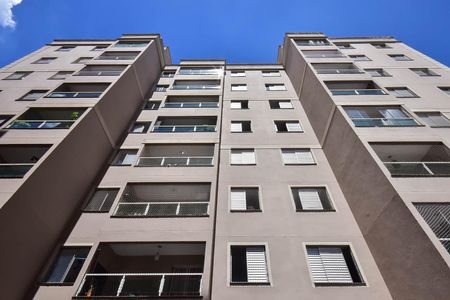Apartamento à venda com 78m², 3 quartos e 1 vaga Apartamento à venda com 78m², 3 quartos e 1 vagaFachada