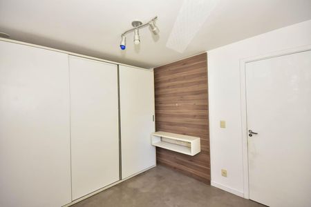 Apartamento à venda com 78m², 3 quartos e 1 vaga Apartamento à venda com 78m², 3 quartos e 1 vagaSuíte