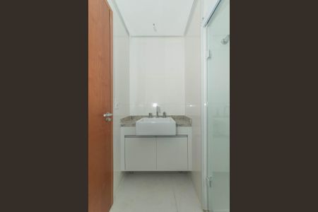 Apartamento à venda com 75m², 2 quartos e 1 vaga Apartamento à venda com 75m², 2 quartos e 1 vagaBanheiro Social