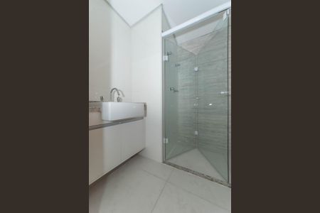 Apartamento à venda com 75m², 2 quartos e 1 vaga Apartamento à venda com 75m², 2 quartos e 1 vagaBanheiro Social
