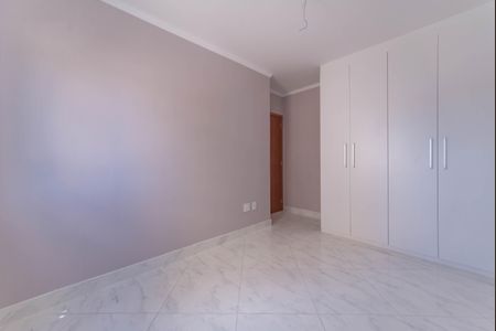 Apartamento à venda com 95m², 3 quartos e 2 vagasQuarto 2