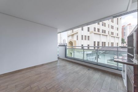 Apartamento à venda com 95m², 3 quartos e 2 vagasVaranda