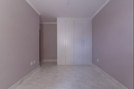 Apartamento à venda com 95m², 3 quartos e 2 vagasQuarto 2
